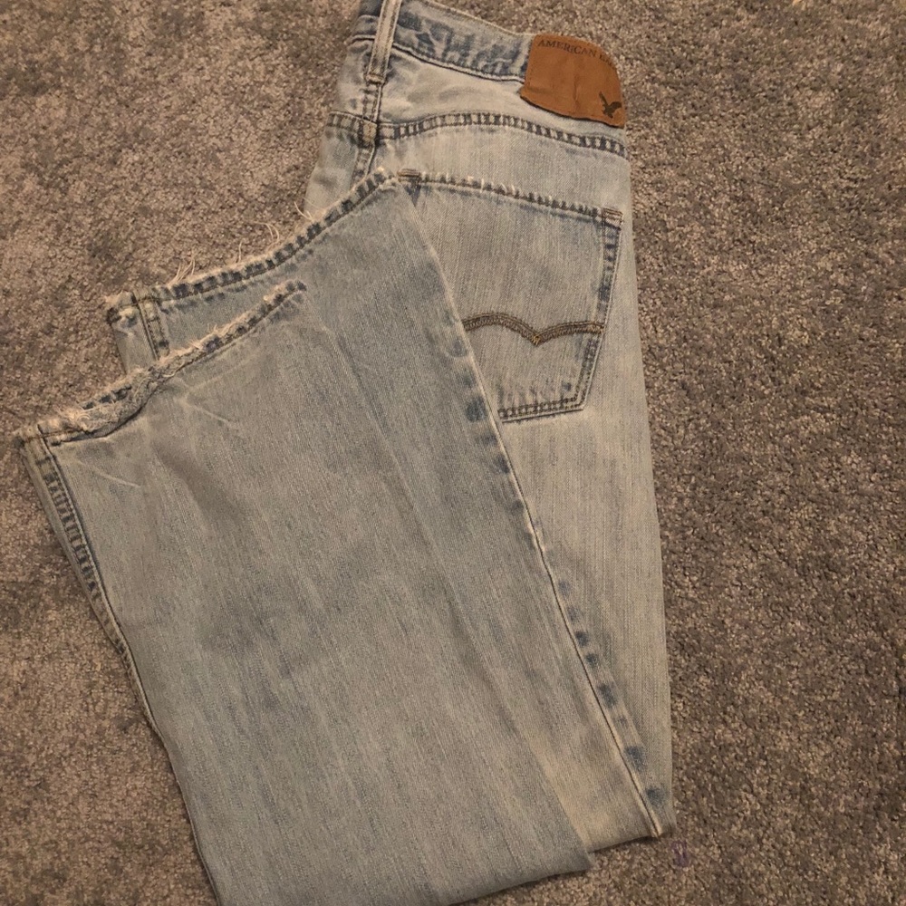 28x30 AMERICAN EAGLE JEANS